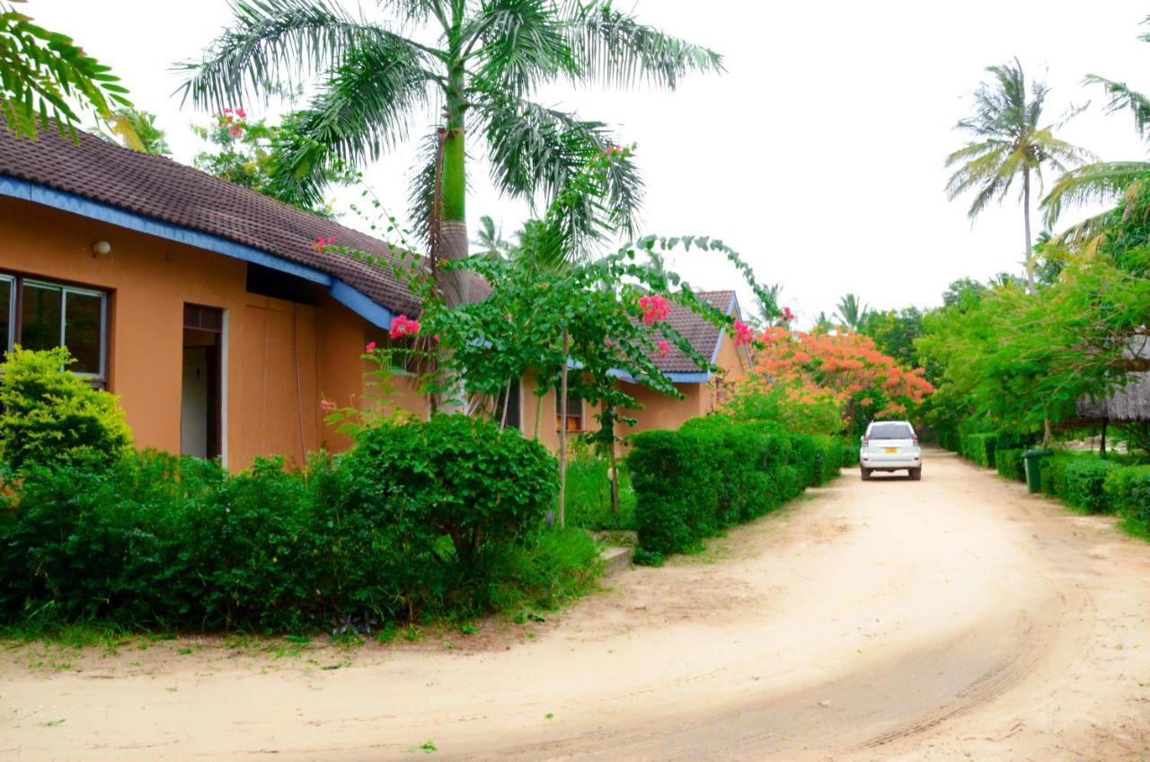 Funky Squids Beach Resort Bagamoyo Εξωτερικό φωτογραφία